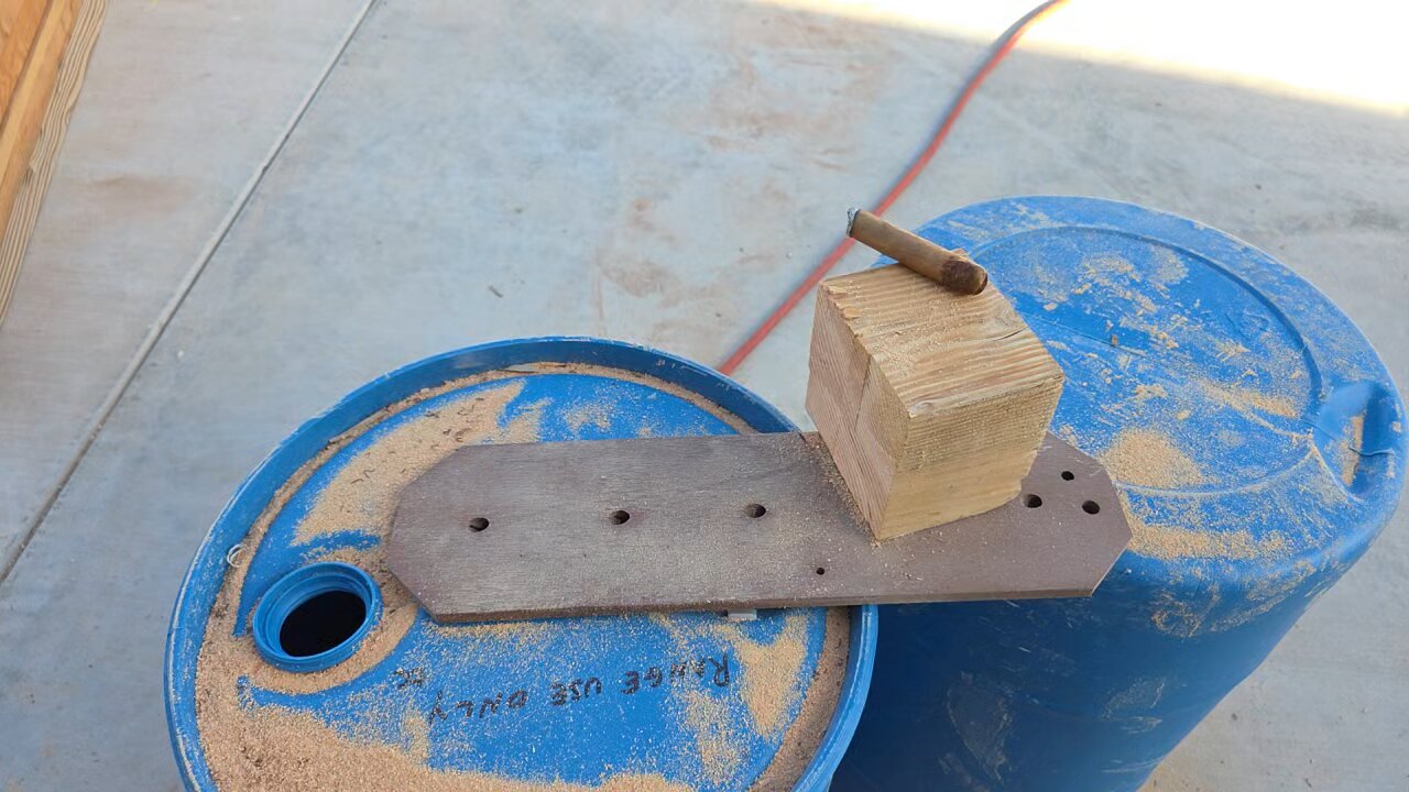 Tarring the coop pillars