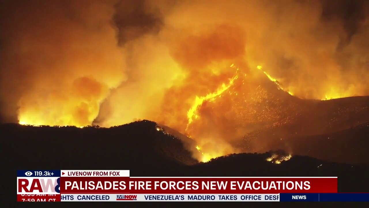 CALIFORNIA FIRES: Palisades fire flares up, immediate evacuation order.