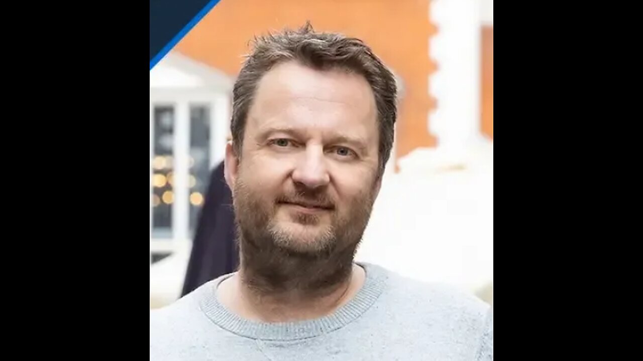 Psychoanalysing Social Media Superstars & Psychopaths - CHARACTER PROFILES - Stuart Whyte