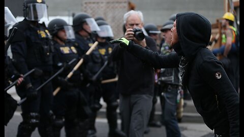 Oh My Democrat Senator's Cowardice on Portland Situation Exposed in Wild X Back and Forth