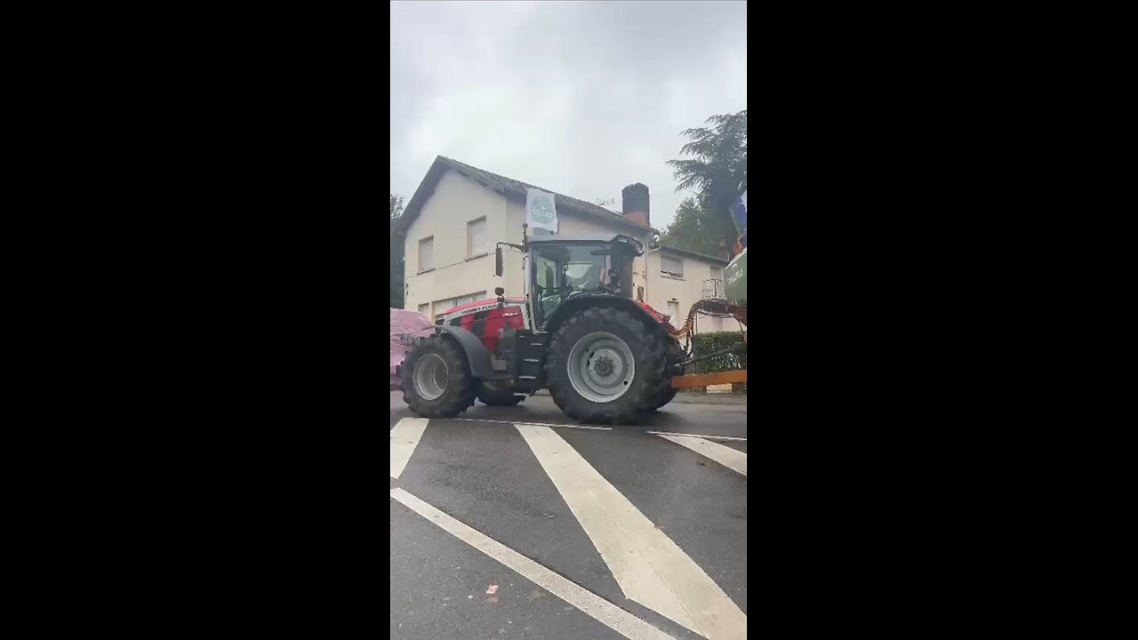 🇫🇷Farmers in France are protesting again