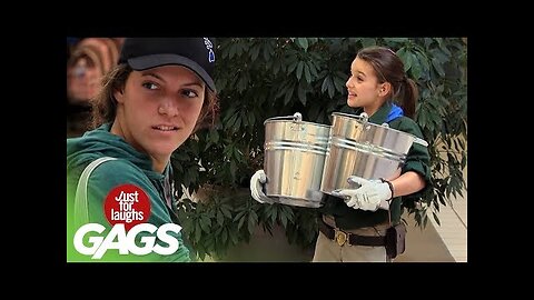 Strongest Girl in the World Prank - Just For Laughs Gags