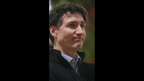 🚨🇨🇦 Trudeau slammed for posting about hockey after Toronto plane crash ✈️🔥