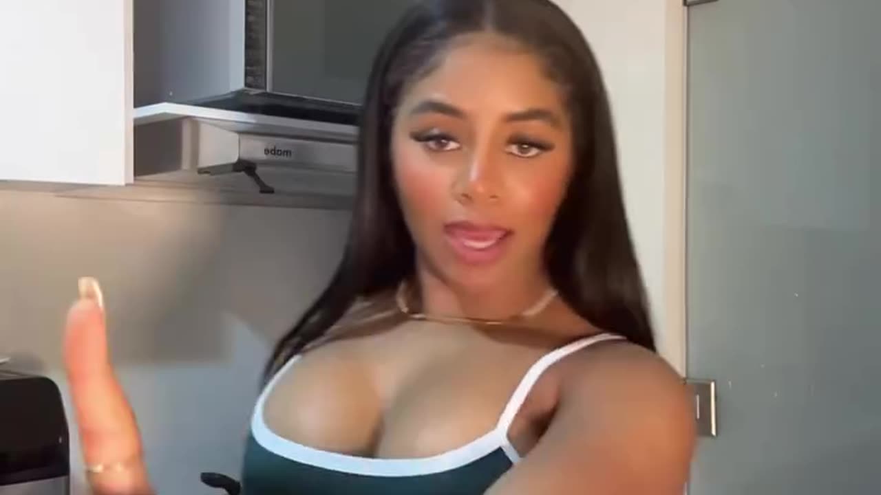 🍑 She On Fire 🔥🔥🔥