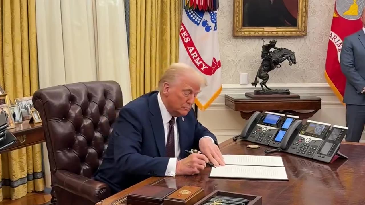 President Donald Trump signs an Executive Order to declassify the JFK, RFK, and MLK Jr. files!