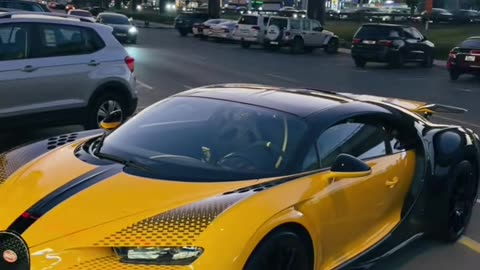 🔥 The Bugatti Chiron's Exquisite Interior! | LuxurySportsCars