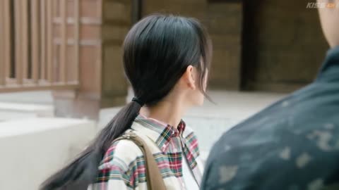 azan & Song Ran the white olive tree Song Ran gives azan a bottle of water episode 8