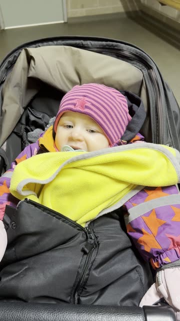 Baby Kayla & Mommy Singalong 🎤🎶