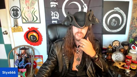 Monday LIVE: News, Bantz, Food!