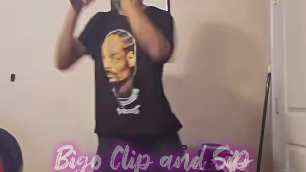 KingOfConfidence cutting a rug while doing karaoke-Keyz gifting n commenting 3/7/25 #bigoclipandsip