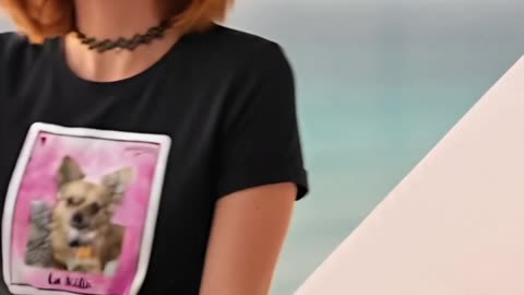 ¿Y si este perrito fuera tu amuleto de suerte? Mira esta camiseta tierna ya #moda #perritos