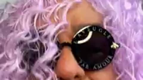 MsH 20201128 (2) FOODIE BEAUTY SCHWARZ DELI DRY SANWICH & GREASY FRIES REACTION