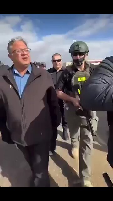 📹Israeli National Security Minister Ben-Gvir visited a village in the Negev region to