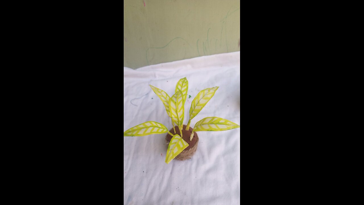 Miniature planter