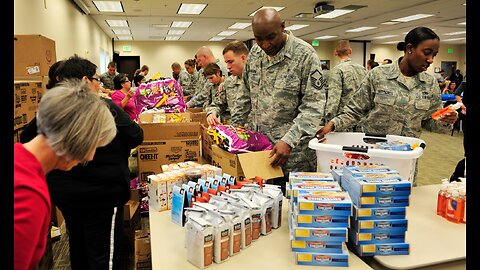 Day 13! Soldiers Going To Food Banks 13! Day 13! Soldiers Going To Food Banks