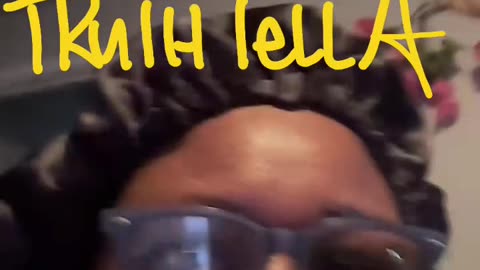 QUEENIVY FIGHTING WITH HER BOYFRIEND SHE LET BACK IN THE HOUSE AFTER KICKING HIM OUT LAST WEEK