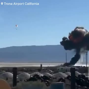 DEI ✊🏿👱🏿‍♀️🍆 Boeing F-16 crashed in California, hours ago 😳