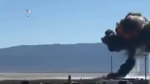 DEI ✊🏿👱🏿‍♀️🍆 Boeing F-16 crashed in California, hours ago 😳