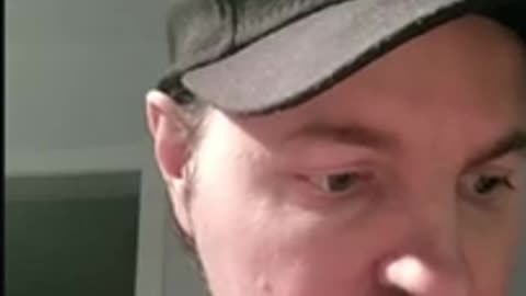 Magmys Micke 14/9 2022 Facebook ”vill du bli min första flickvän”