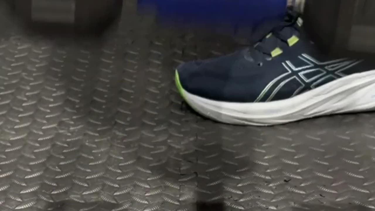 🔥“This is how my dumbbells roll.” 💪 #homegym