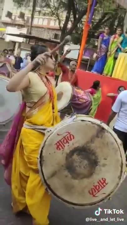 Y2Mate.is - mumbai ganesh visarjan-Kz9Kvz_QPME-360p-1627719474463 (1)