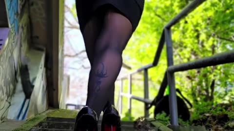 Would you like to see me walk in front of you like this
