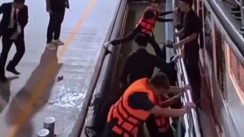 Respect to the guys that pushed the boat