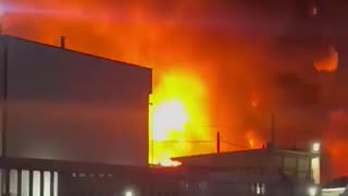 Small plane crashes into thermal power plant in Ezeiza, Argentina, causing massive explosion.