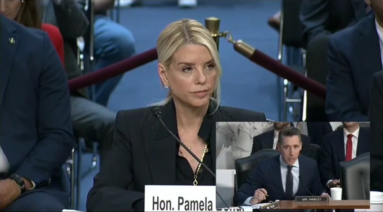 Sen Hawley: Biden Administration Weaponized Government!