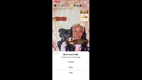 The madam laying Finesse oh next she gonna bubbly info he keep playing lol