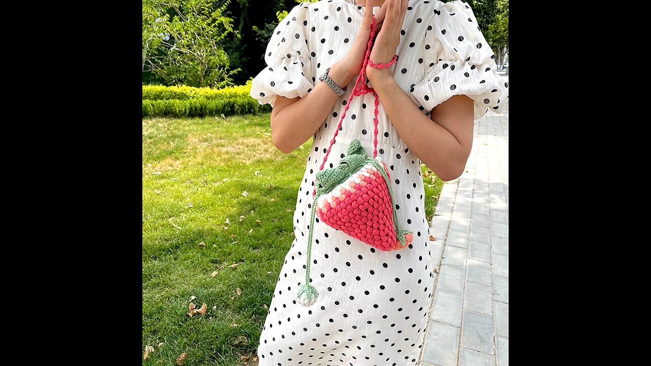 Handmade Knitted Strawberry Crossbody Bag S