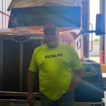 look who I found #ourtruckinglife #truckesvlogs #truckdrivers #reallifetruckers #longhaultrucker