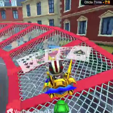 Mario Kart Tour - Royal Flush Gameplay (5th Anniversary Tour Spotlight Shop Reward Glider)