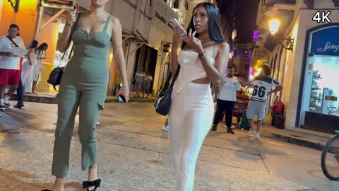 Cartagena After Dark 🇨🇴 – Tourists Were NOT Ready for This…