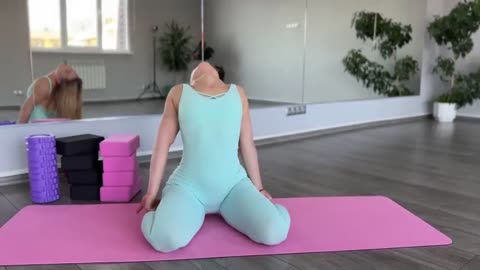 Middle Split Stretch for Stiff Hips — Get Flexible Fast! (Daily Routine 