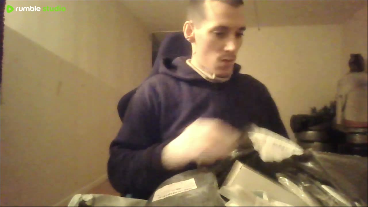 MIKE SAHA LIVE -UNBOXING TEMU PACKAGE