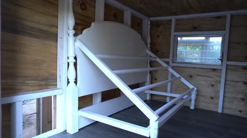 How to Make a Chicken Roost from a Headboard