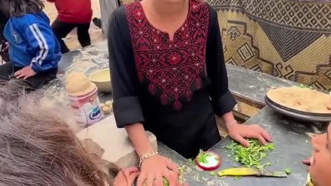 We’ll take 3 falafel (sand) balls please!!