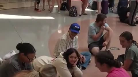 American Airlines remove family over body odor complaints from fellow passengers