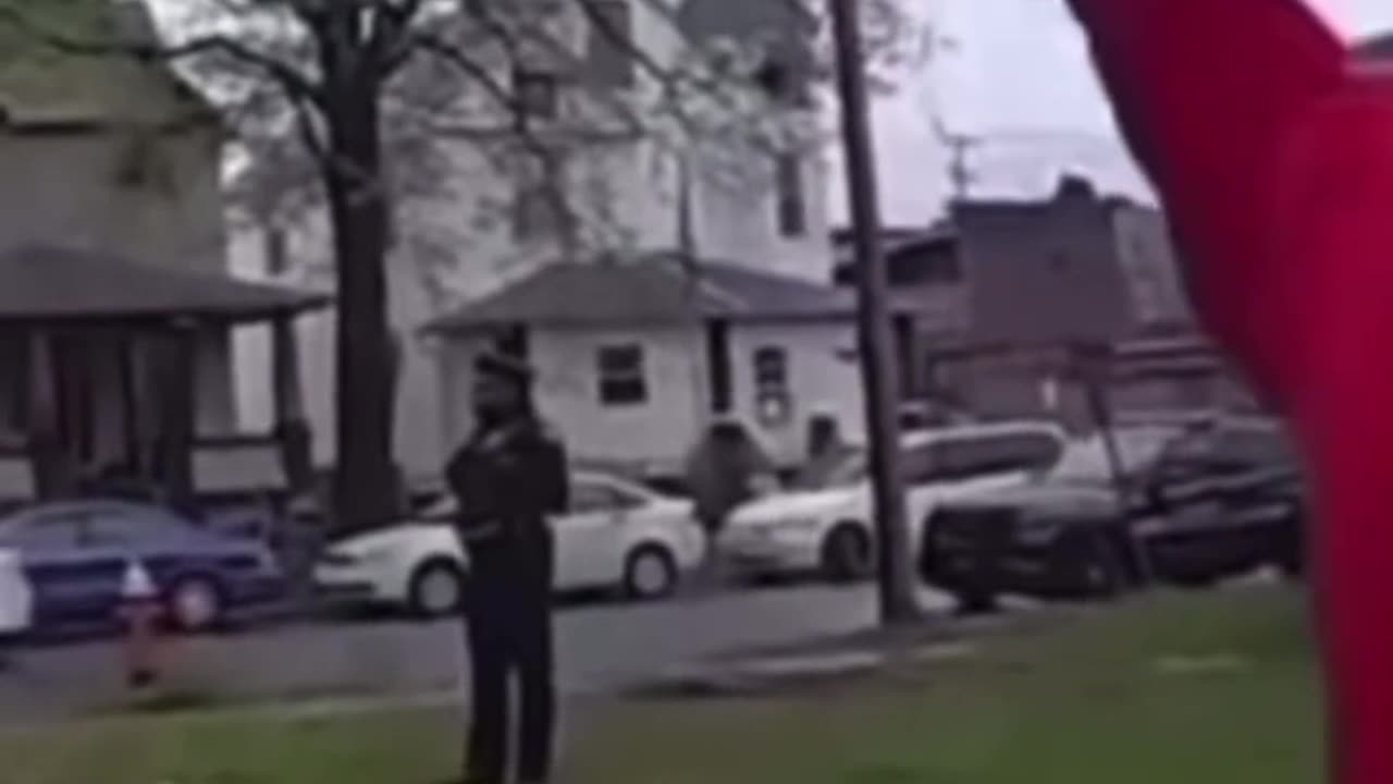 Cop Blows An Informant's Cover