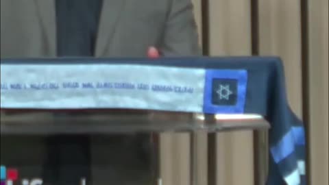 Don't Give Up, Don't Quit Find Strength in God's Living Word