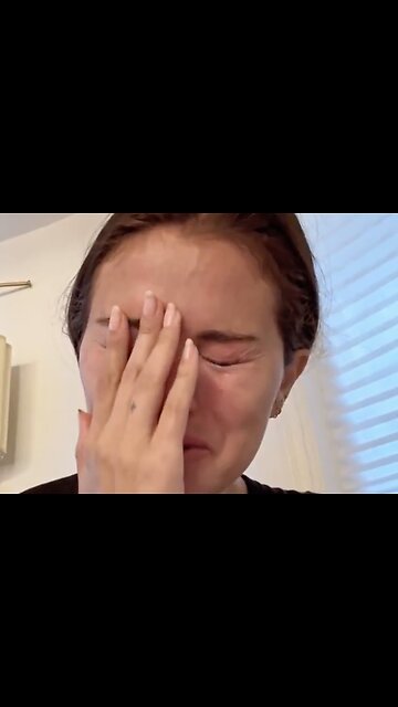 Selena Gomez Breaks Down in Tears Over "My People" Getting Deported