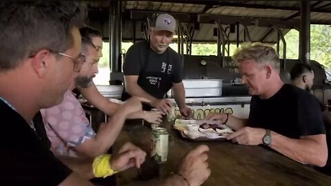 Gordon Ramsey tries a real Texas bbq platter for the first time He’s shocked at the portion size