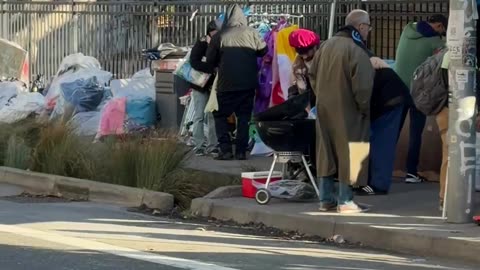 Here's ‘Mythical’ Portland Antifa Receiving a U-Haul Full of Their Gear