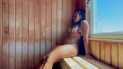 These Yoga Poses Will Change Your Life 🧘🏽♀️ _ ❤️🔥🙈 Estirando en el Sauna 🦋