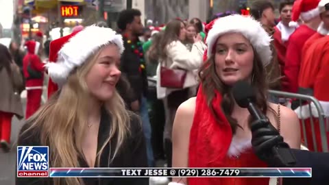 🎅 Have people at SantaCon been NAUGHTY or NICE? 🍾🍸