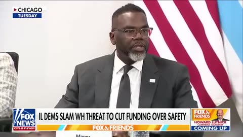 NEW_ Trump RAMPS UP action against Chicago after heinous crime