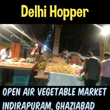 Capturing the vibrant atmosphere of the vegetable market in the outskirts of Delhi 🍅