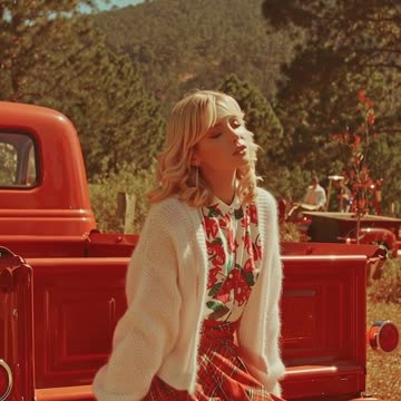 The video is made with AI, it may be artificial