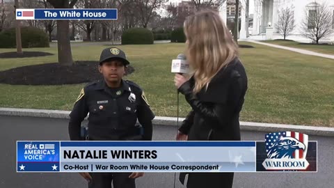 Secret Service Agent DJ Daniel Chats With Natalie Winters At The White House